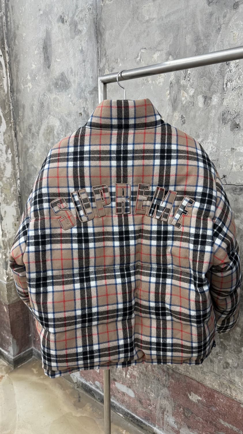 [L]슈프림 리버시블 푸퍼 상품이미지1