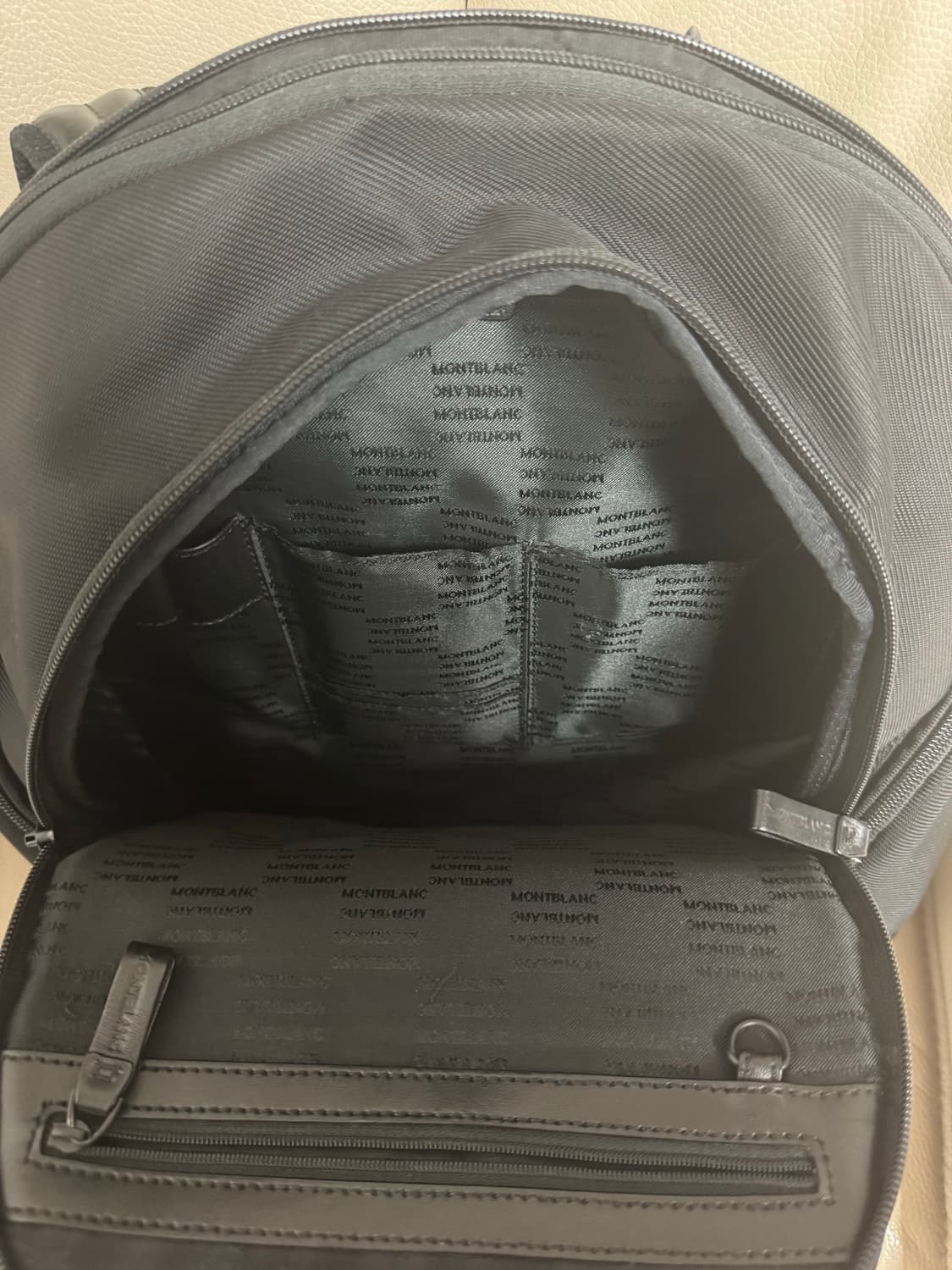 몽블랑 나이트플라이트 백팩 블랙 상품이미지3
