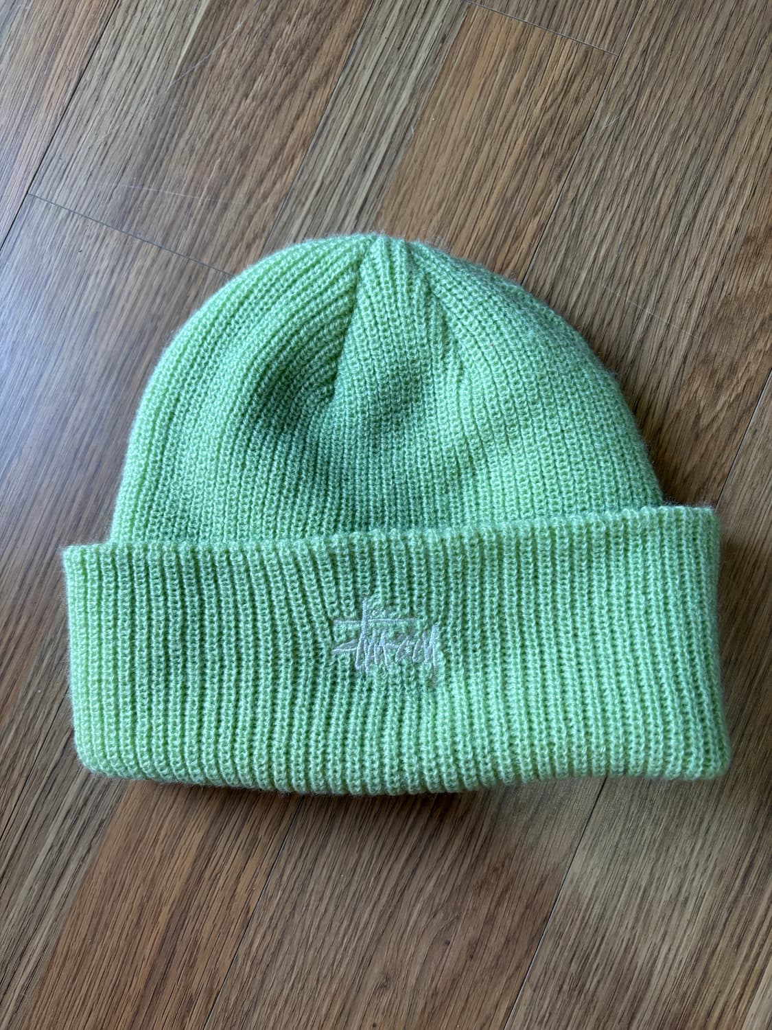 스투시 베이직비니 라임라이트 상품이미지1