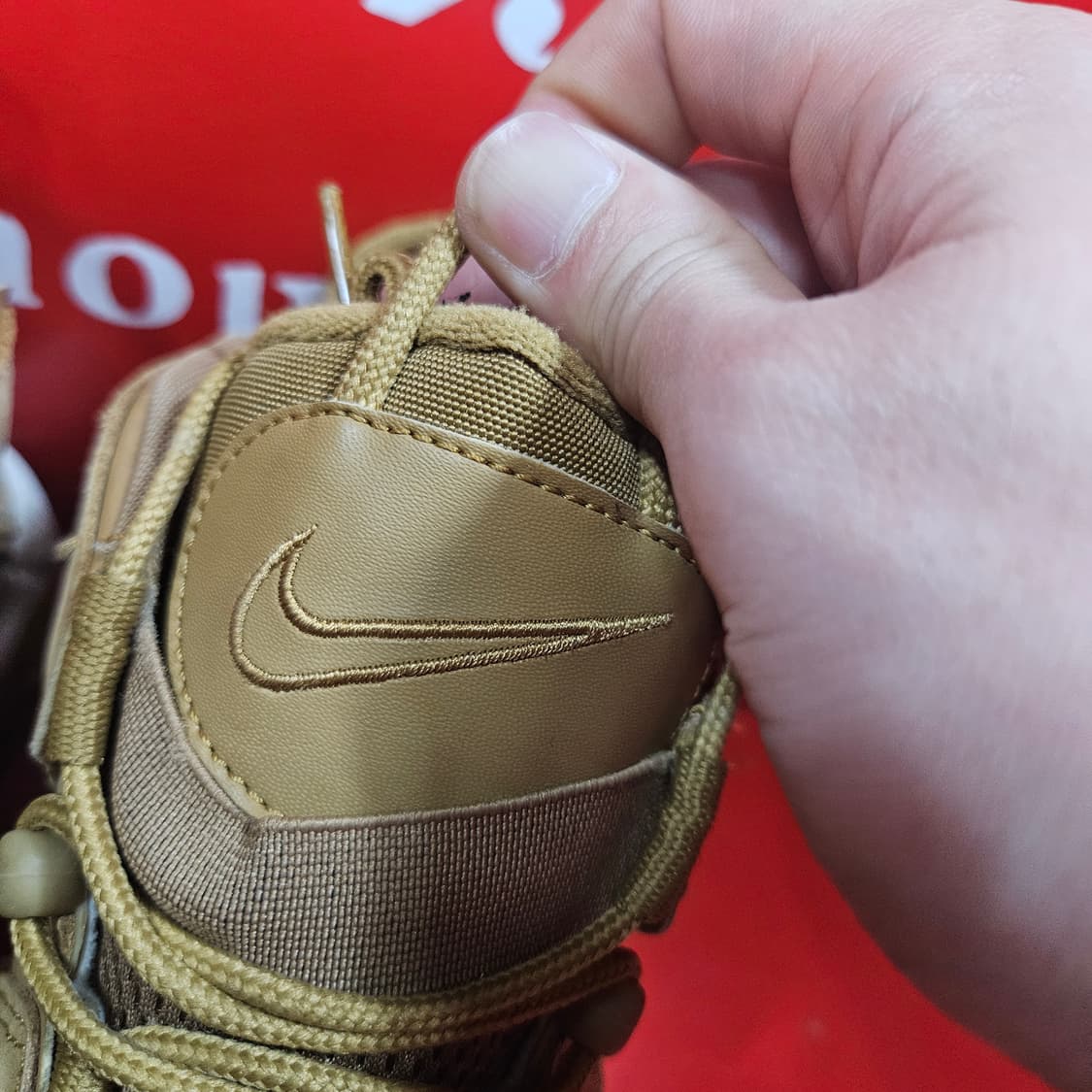 나이키(Nike) 에어모어 업템포96 프리미어 스니커즈 265 상품이미지7