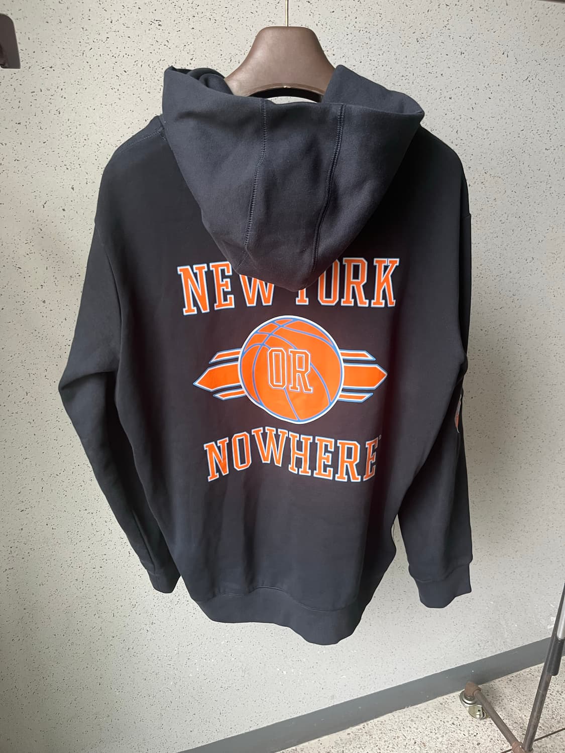NYON 뉴욕오어노웨어 닉스 후드티 상품이미지2