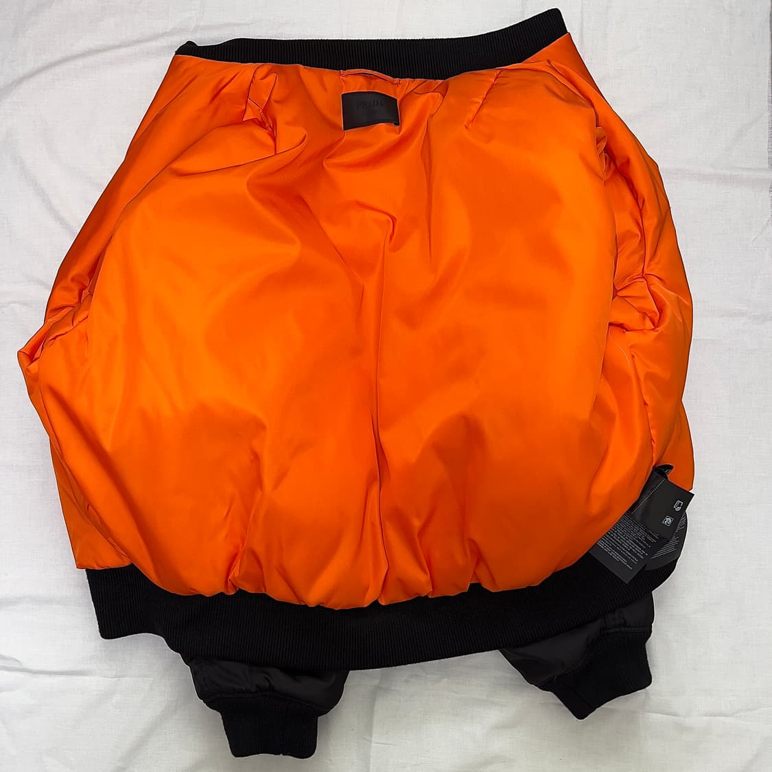 (우체국 택포가격) 프라다 리나일론 봄버 바머 재킷 블랙 XL 상품이미지6