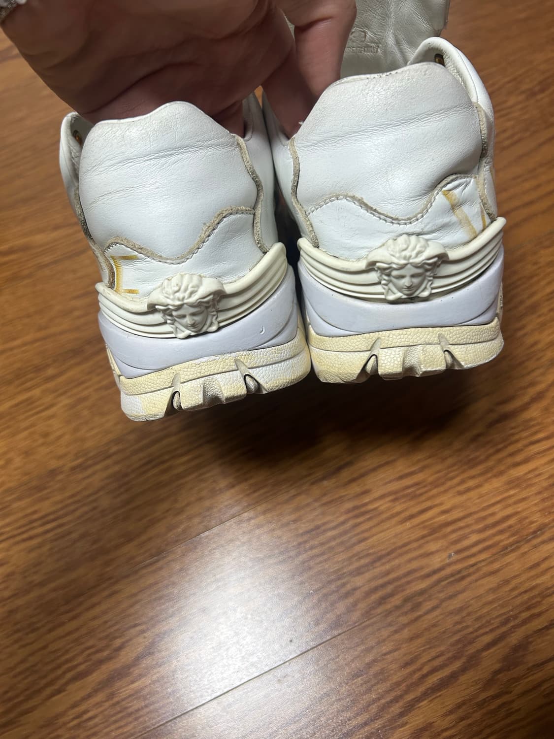 베르사체 KITH 콜라보 스니커즈 상품이미지7