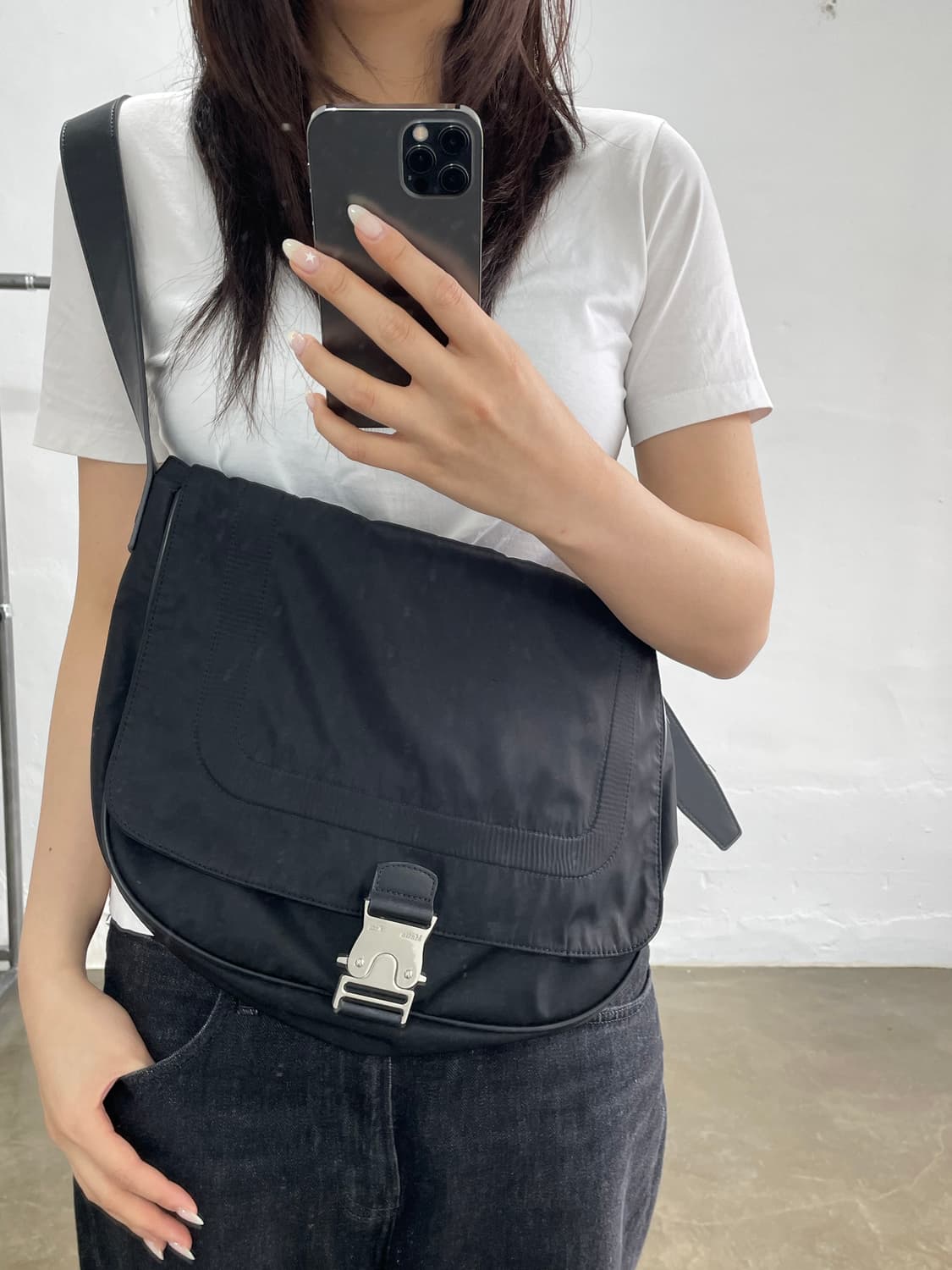 마뗑킴 나일론 버클 숄더백 블랙 상품이미지2