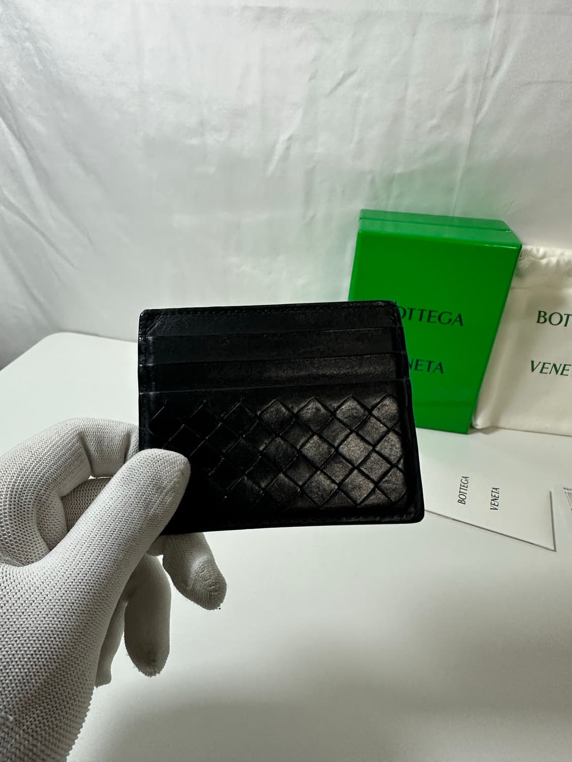 보테가베네타 인트레아치토 카드지갑 블랙 (OS)  상품이미지2