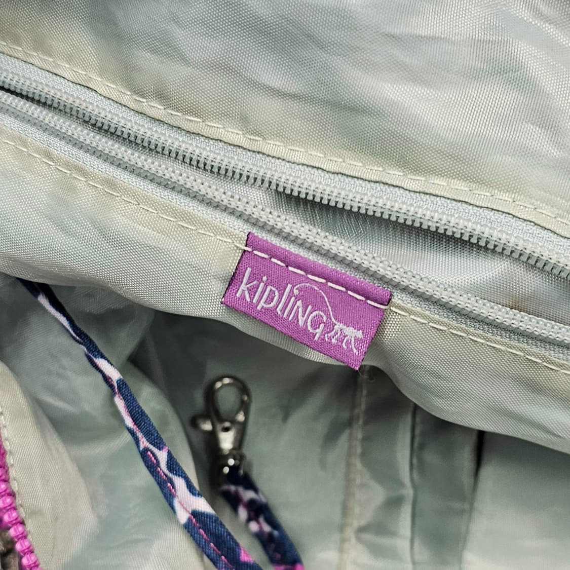 Kipling 키플링 레오파드 퍼플 크로스백 상품이미지9