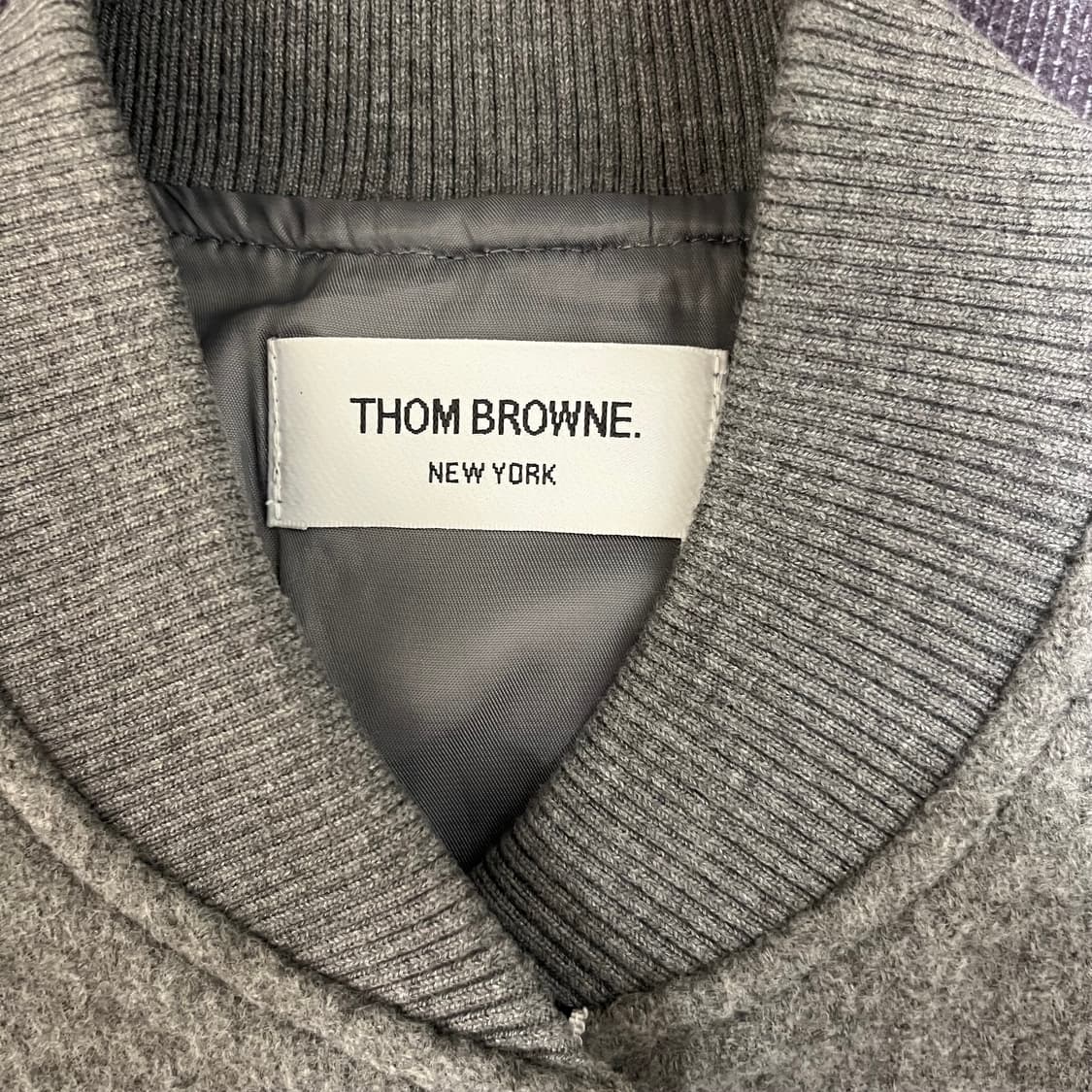 톰브라운 여성 그레이 울 봄버 자켓 상품이미지2