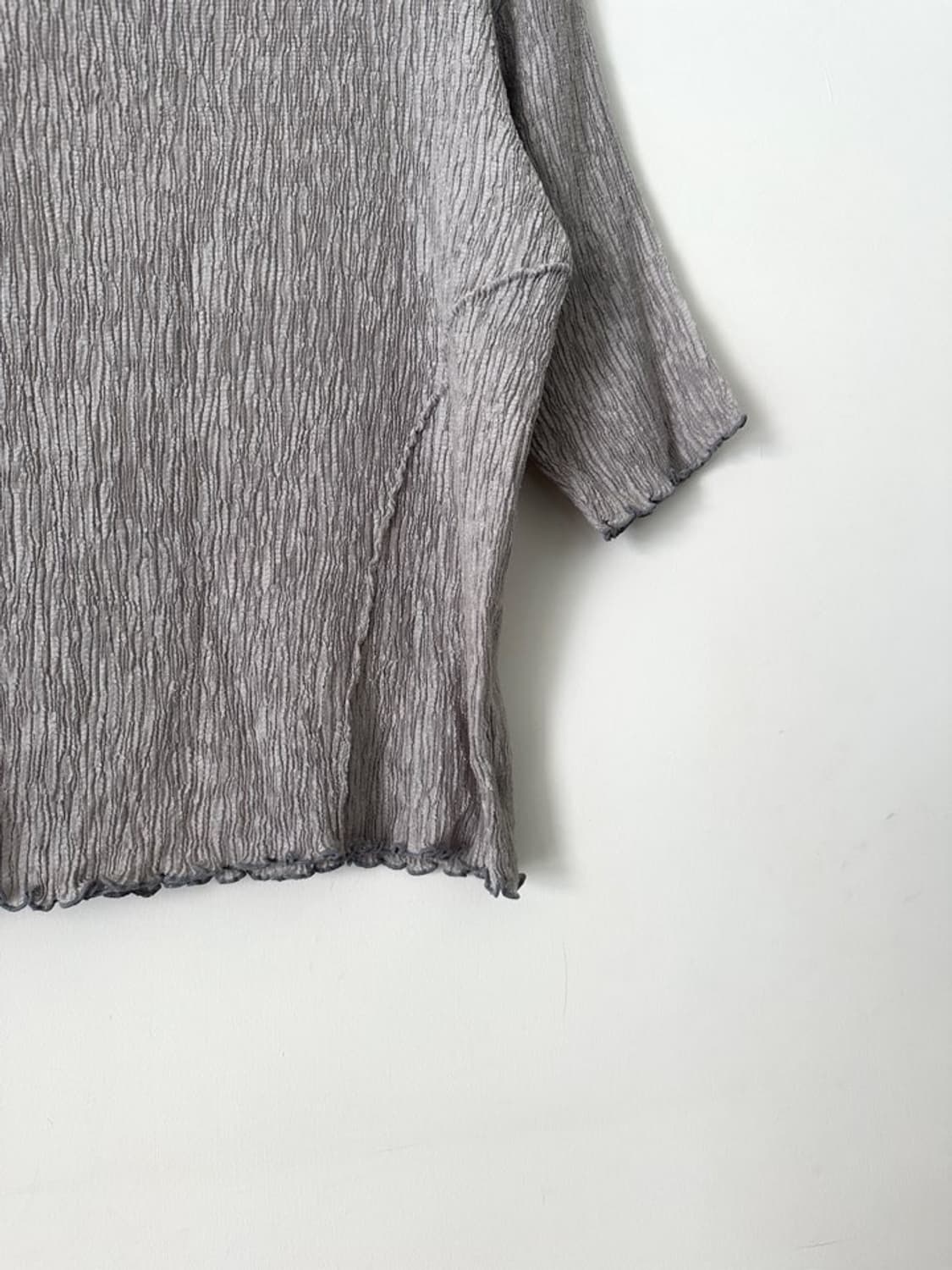 Ribbed swirl pattern pleats top / grey 상품이미지3