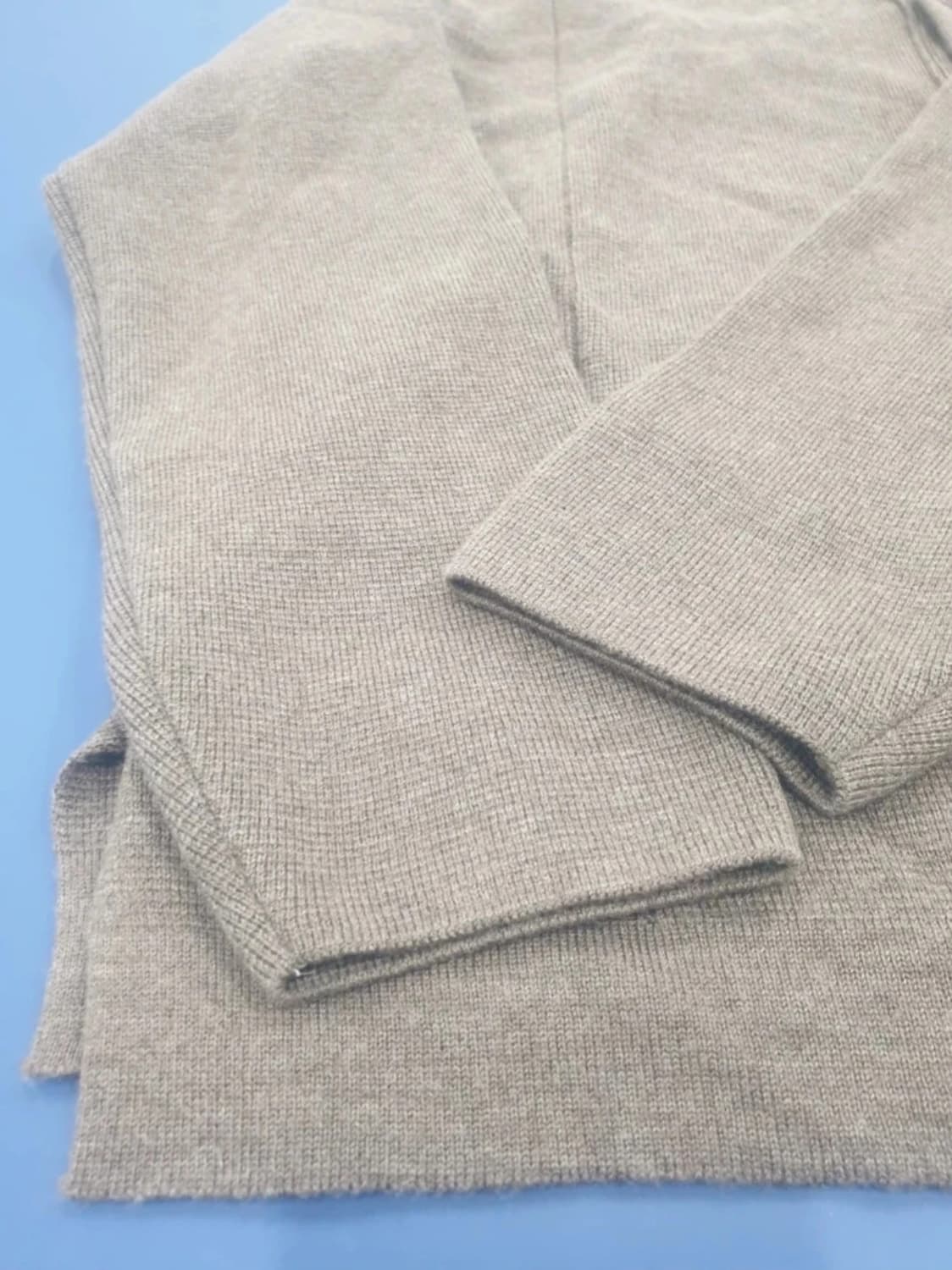 더니트컴퍼니 브이넥 가디건 상품이미지4