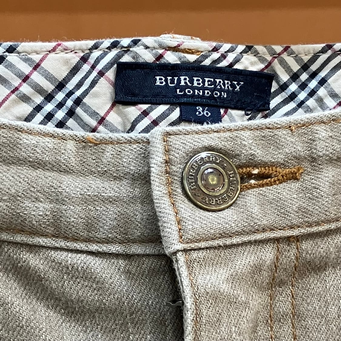 버버리 베이지 스트레이트 코튼 팬츠 36 상품이미지2