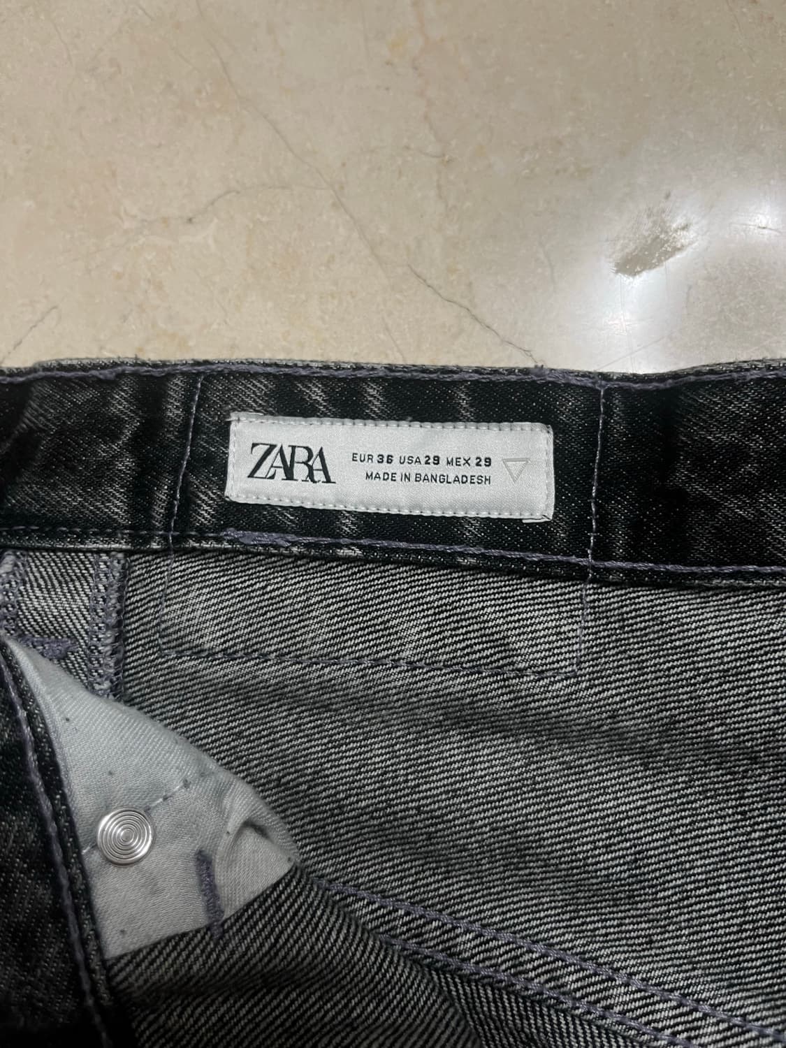 자라 흑청 데님 팬츠 (29,zara) 상품이미지2