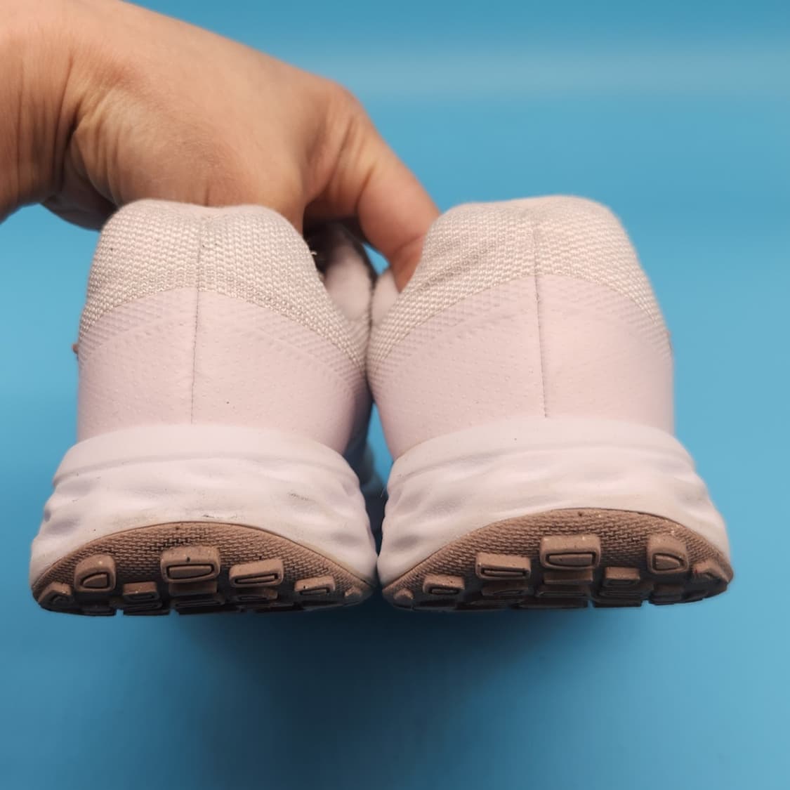 o 나이키 레볼루션6 여성런닝화230 상품이미지4