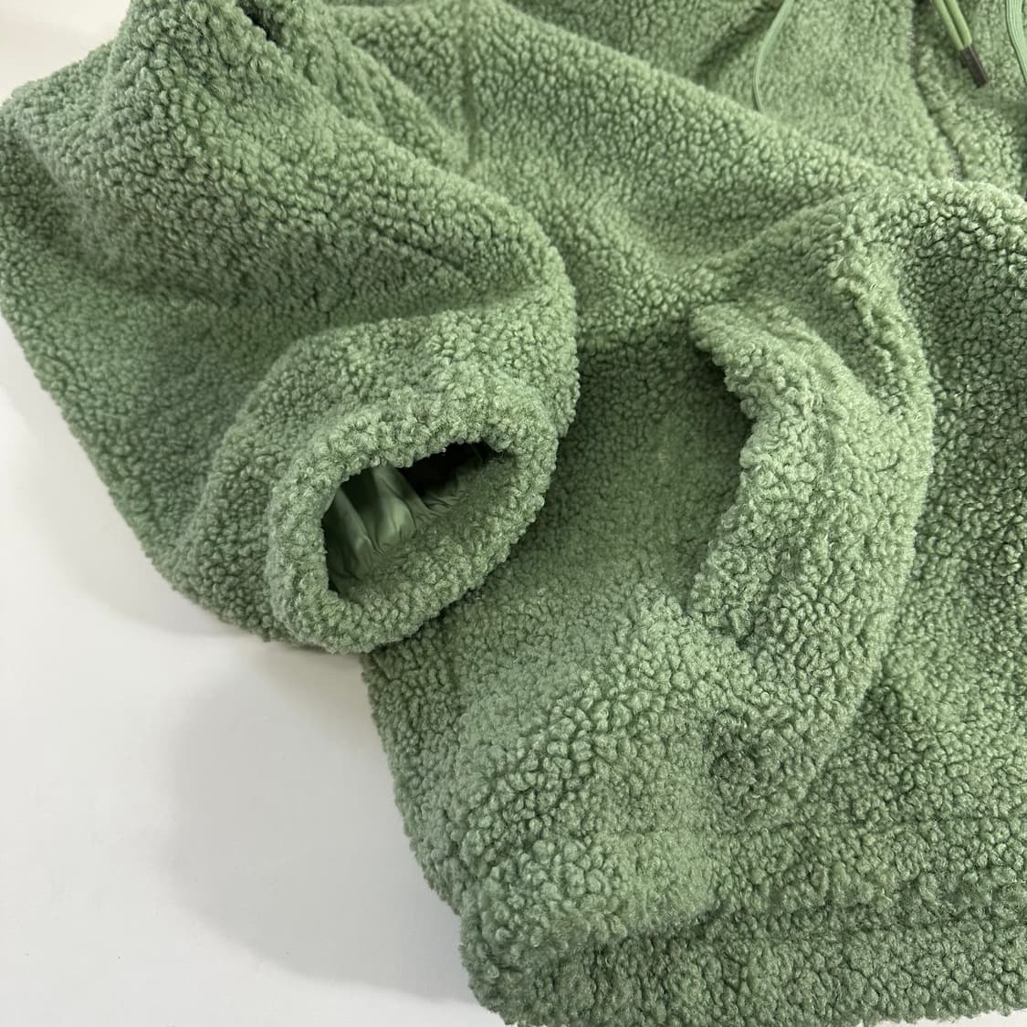 M 100 FILA 휠라 오버핏 라이트카키 후디 후리스자켓 상품이미지4