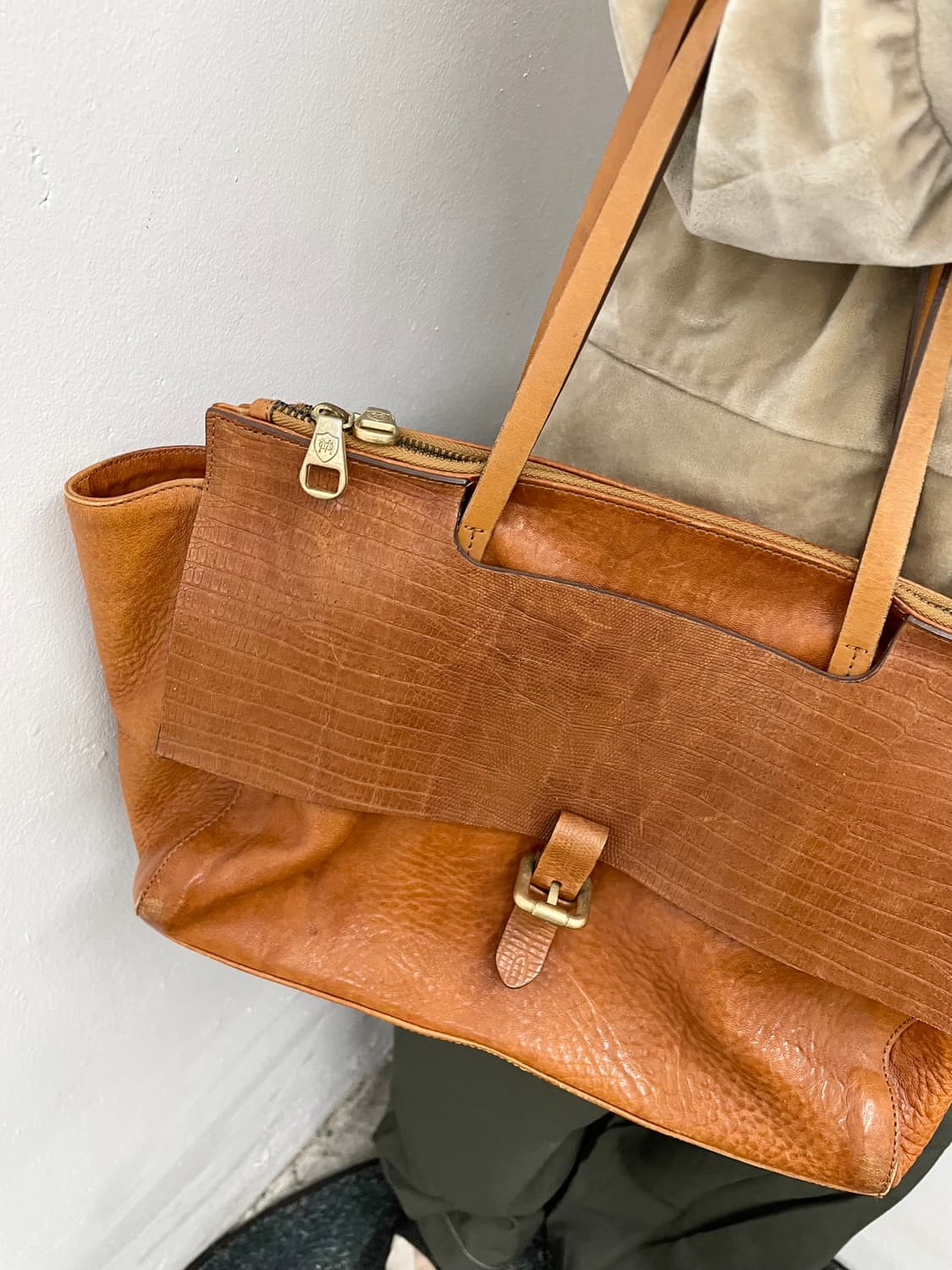 마시모두띠 리얼레더 버클 숄더백 상품이미지4