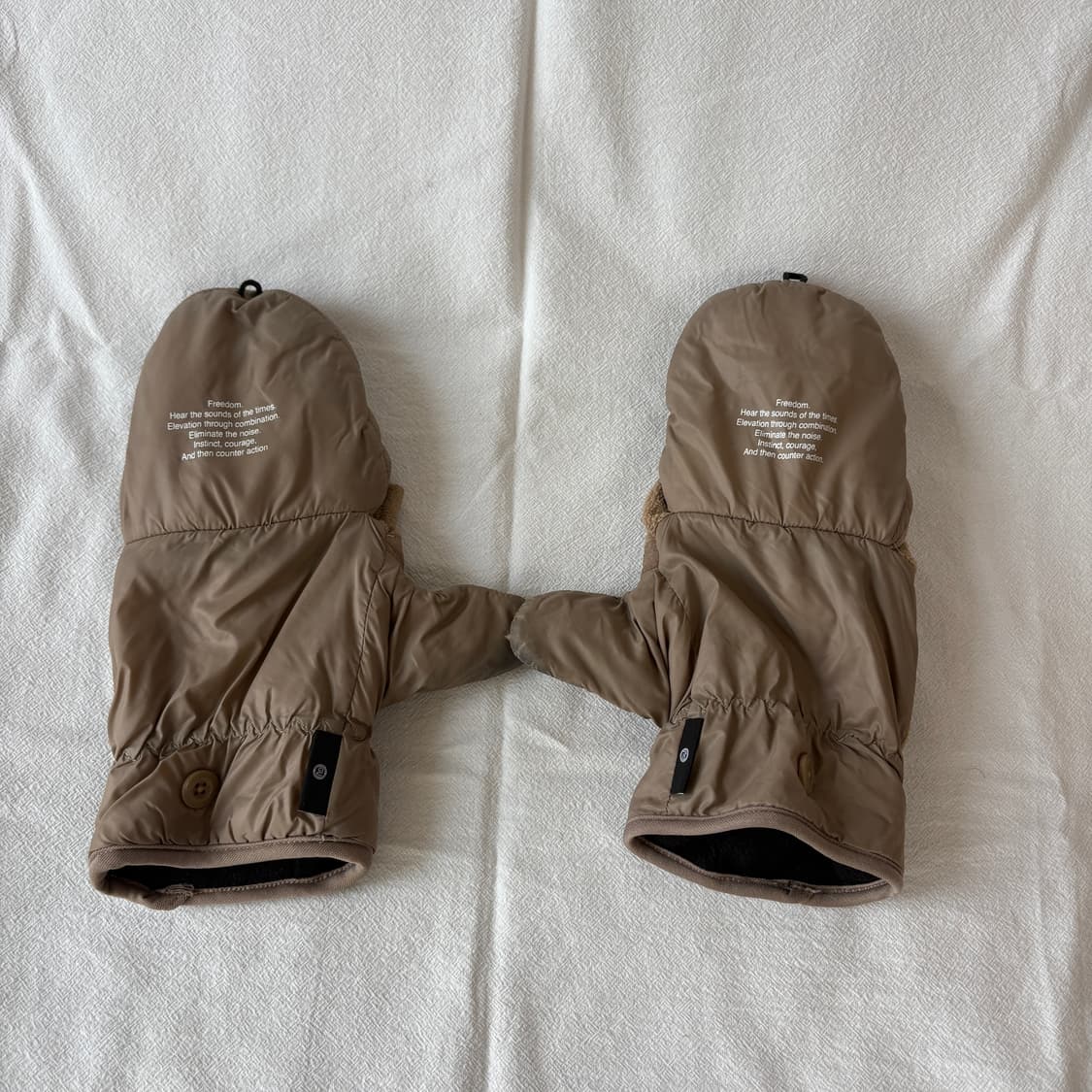 UNDERCOVER x GU 장갑 상품이미지1