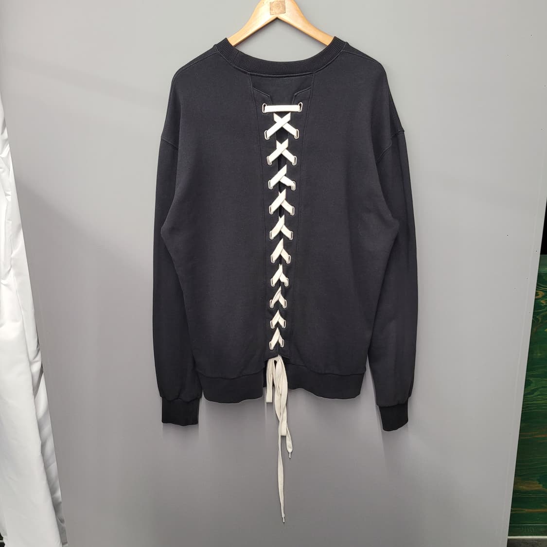 Dbydgnak 디그낙 레이스업 스웻 티셔츠  상품이미지1