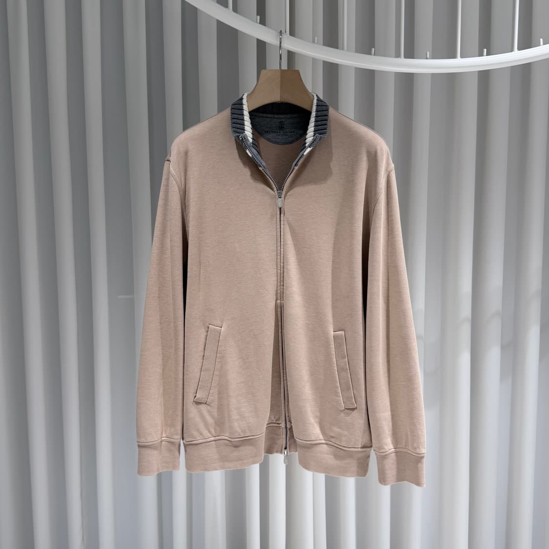 (A+/L) / 브루넬로쿠치넬리 하이넥 집업 니트 블루종 자켓 베이지 상품이미지1