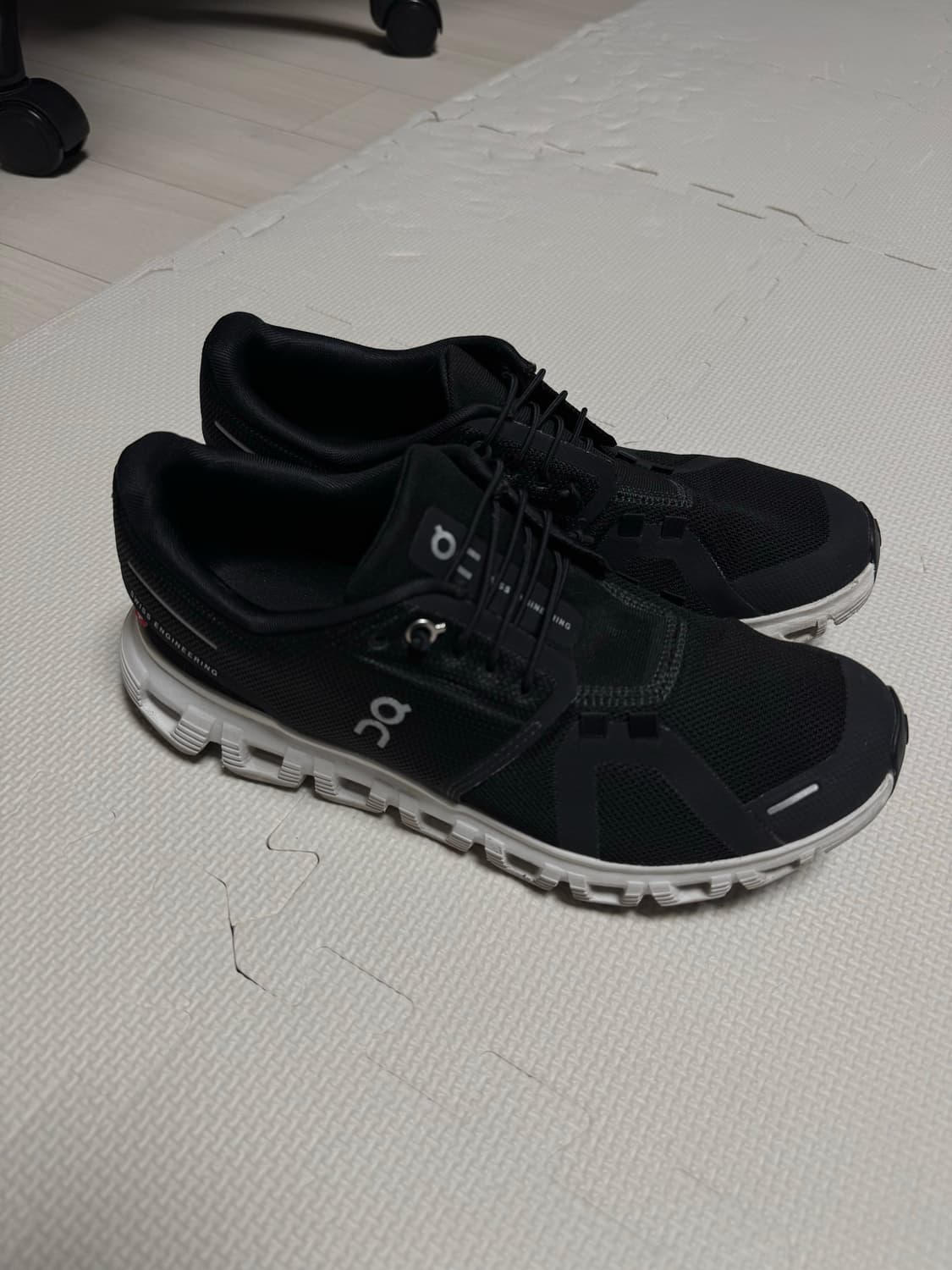 온러닝 클라우드6 상품이미지1