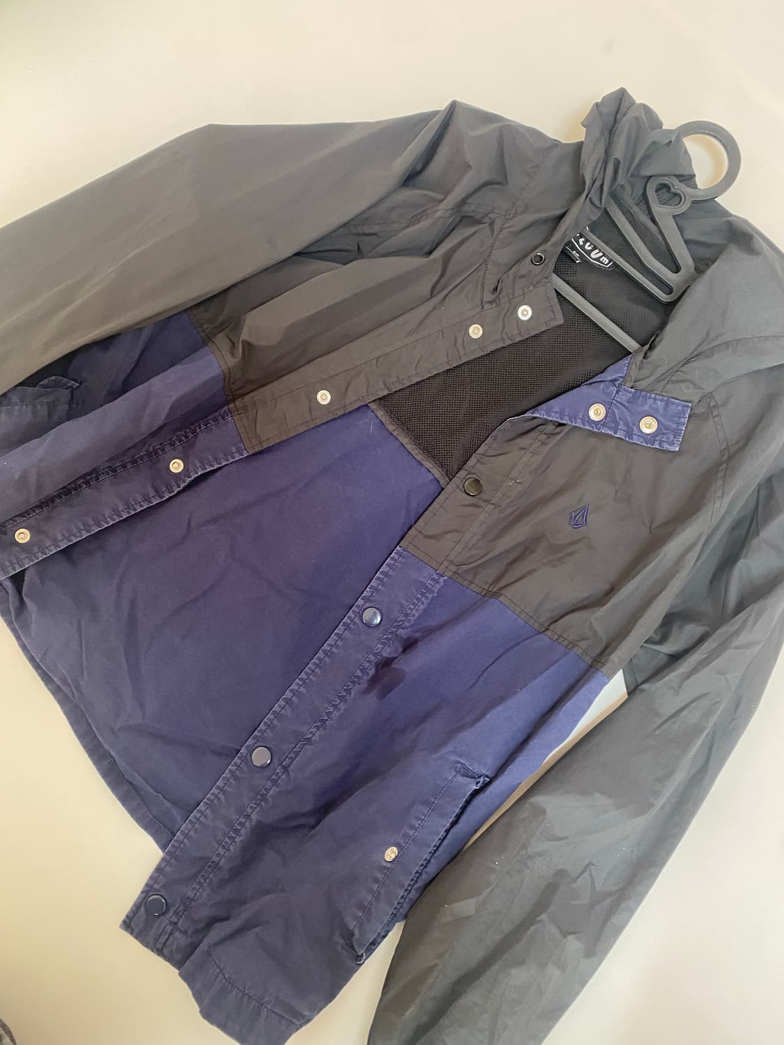 볼컴 바람막이 상품이미지1