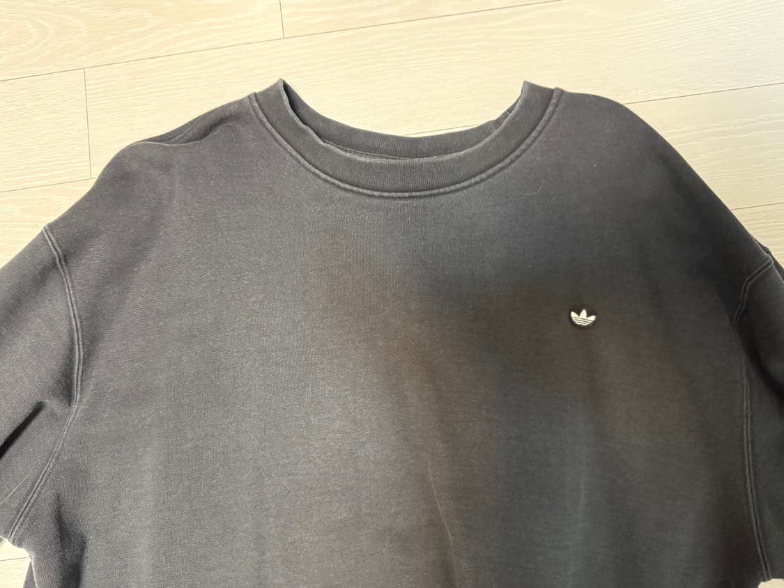 아디다스 맨투맨 판매 상품이미지1