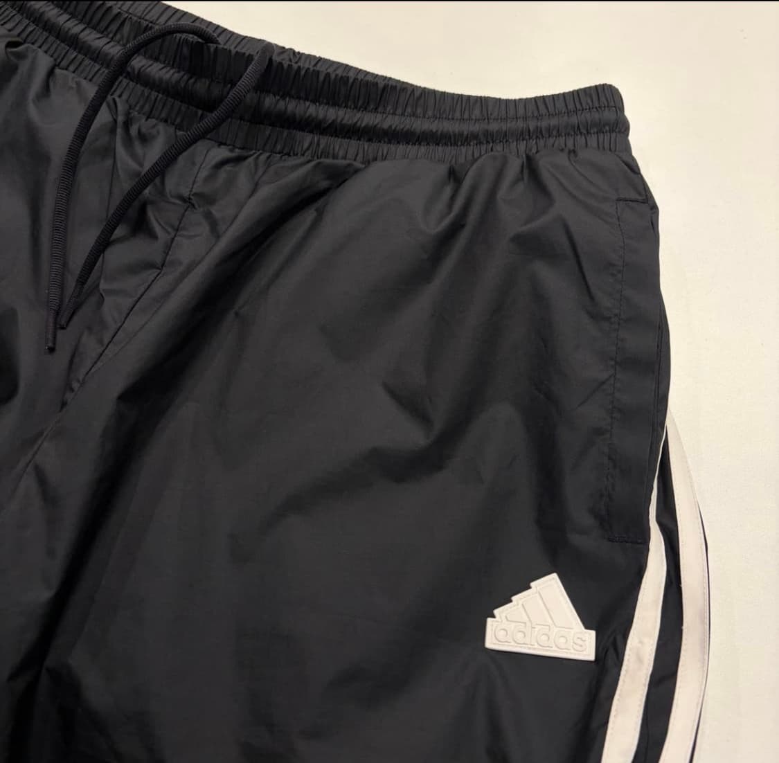 아디다스  트랙 우븐 와이드 트레이닝 바지  L 상품이미지4