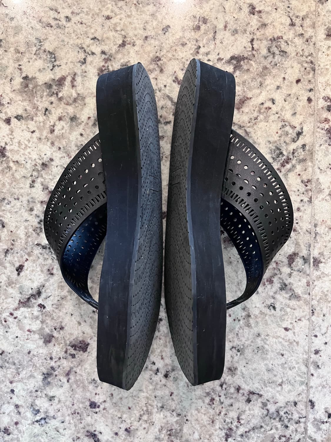 알라이아 비엔 샌들 245 상품이미지2