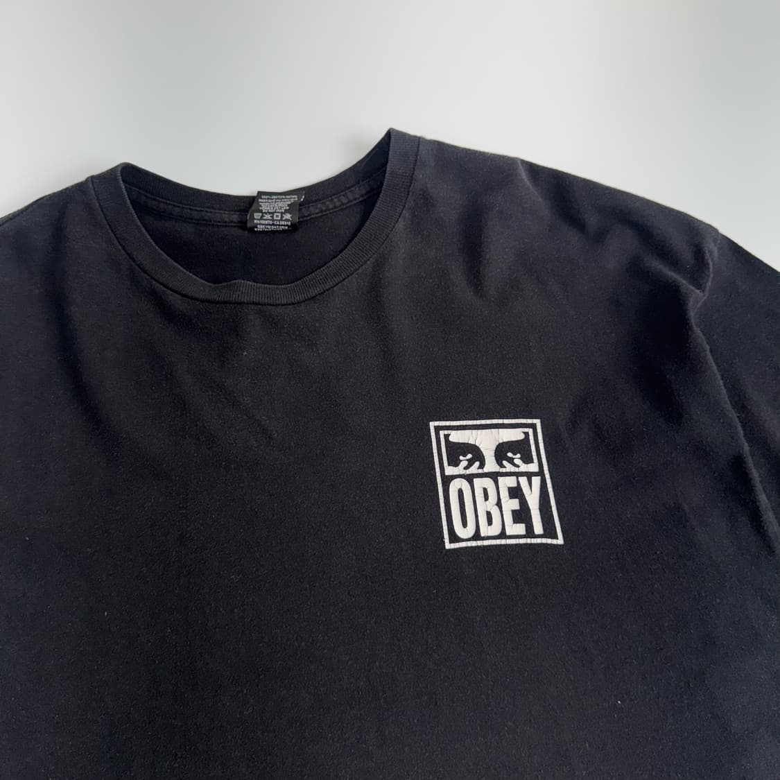 Obey 오베이 백 빅로고 블랙 반팔 상품이미지4
