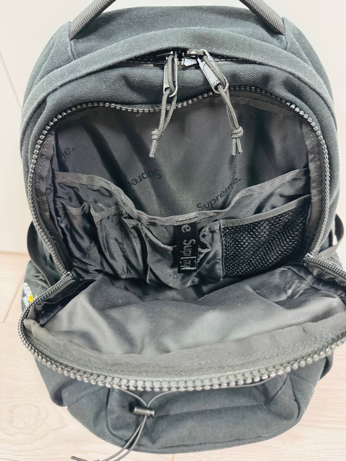 슈프림 25ss 블랙 백팩  상품이미지2