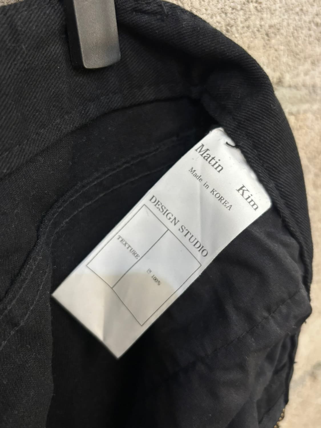 마뗑킴 사이드 컷아웃 블랙 팬츠 상품이미지8