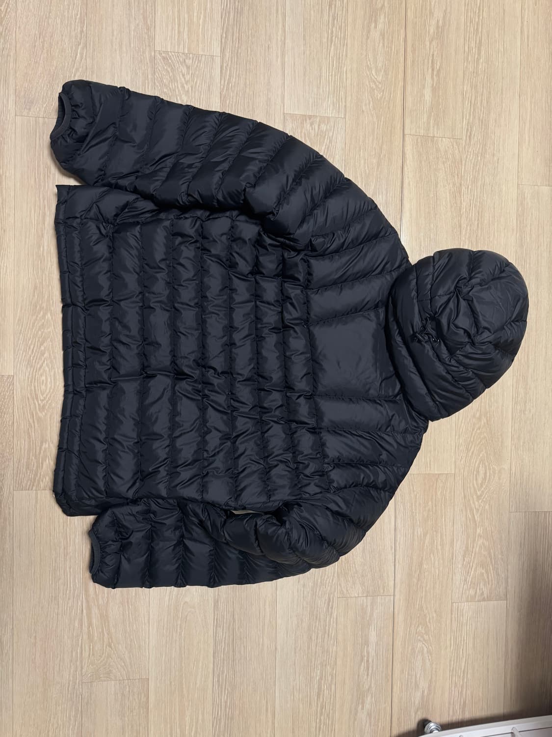 슈프림 마이크로 다운 하프집 후드 풀오버 블랙 24fw 상품이미지2