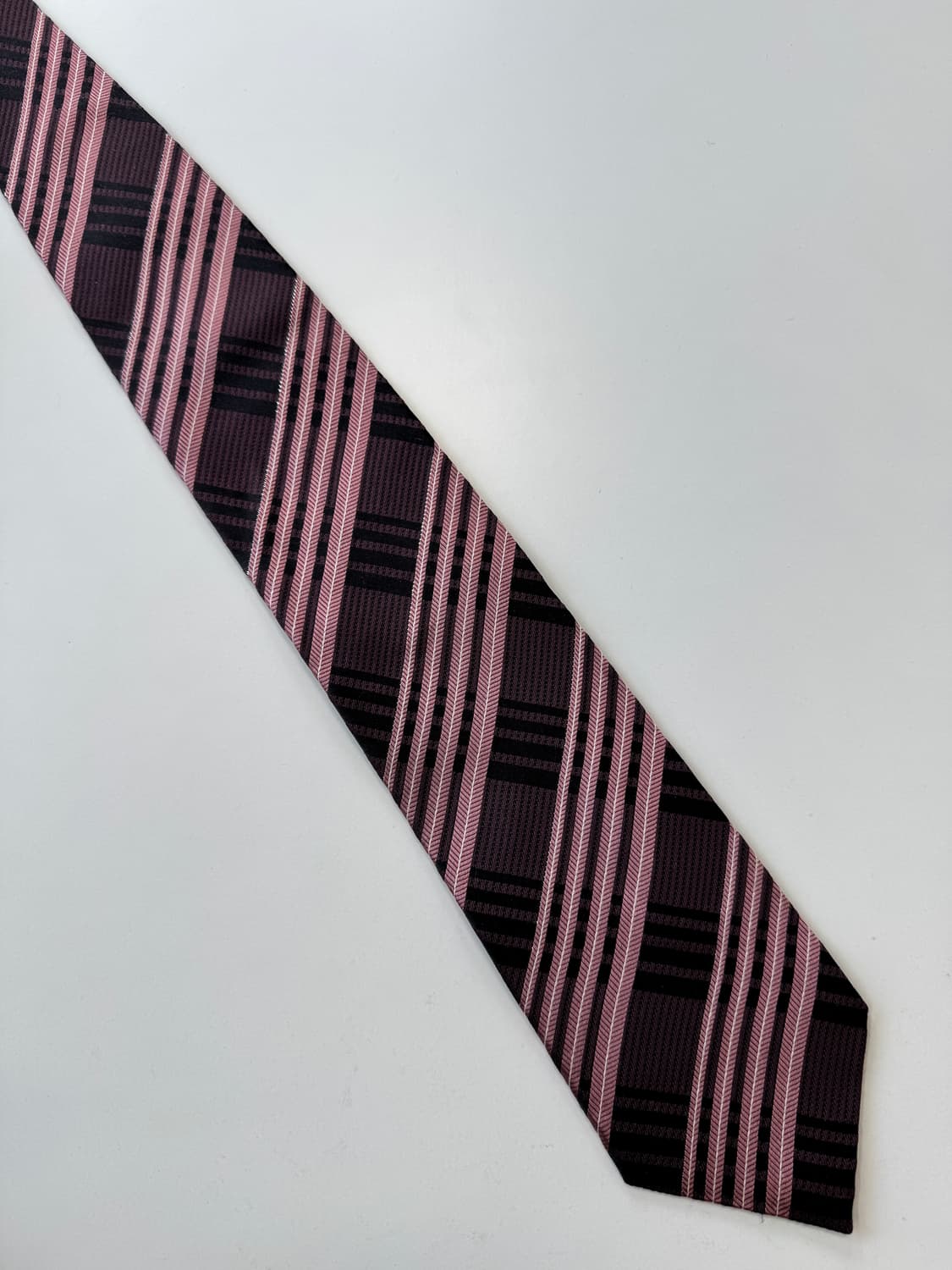 루이까또즈(LOUIS QUATORZE) 실크 넥타이 9.2cm 상품이미지2
