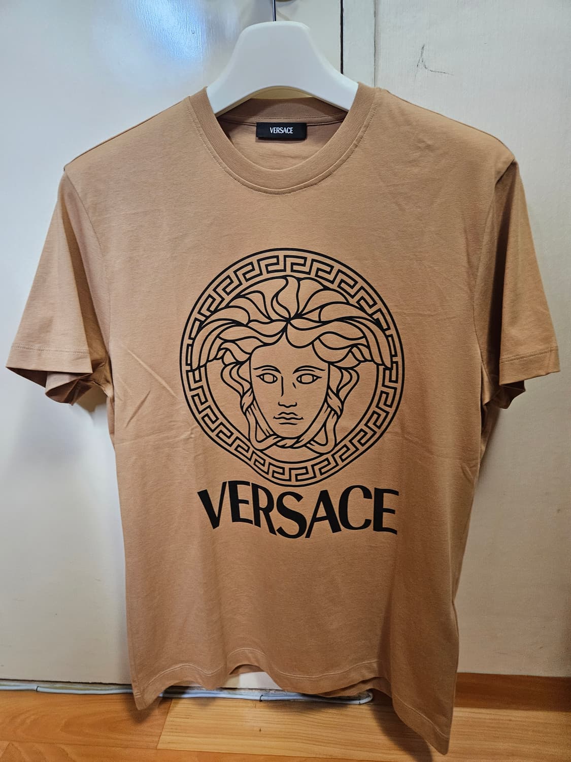 XL 105) 베르사체 VERSACE 25년 신상 메두사 반팔 상품이미지1