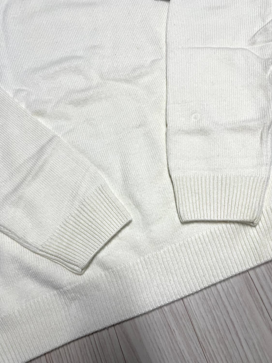 [새상품] 스톤아일랜드 램스울 리브 라운드 니트 상품이미지2