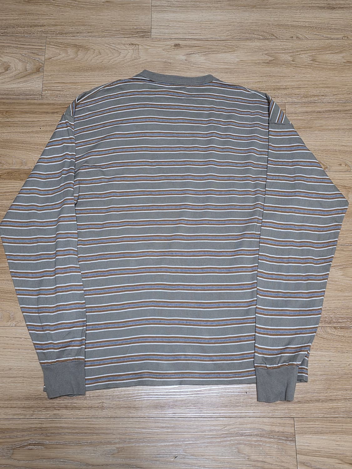 42size택포15만)25fw피그벨 보더 L/S 타우페 베이지 상품이미지6