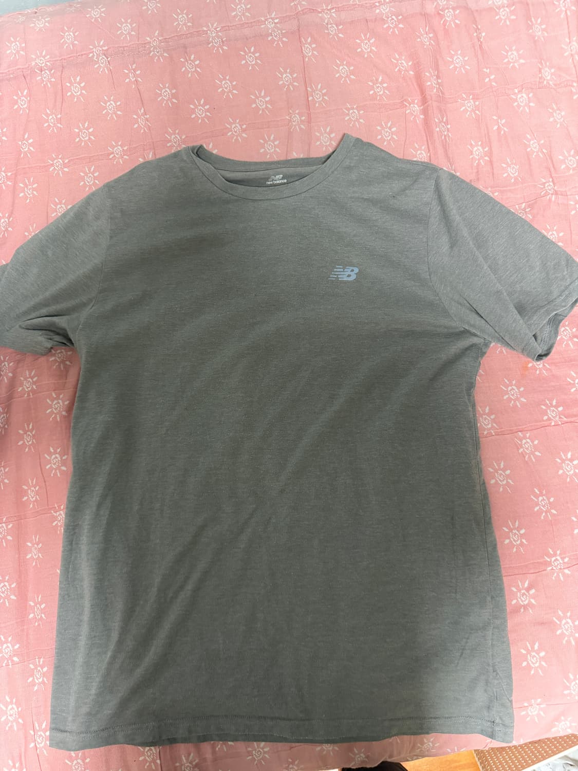 뉴발란스 기능성 반팔티 XL사이즈 새상품급 판매 상품이미지2