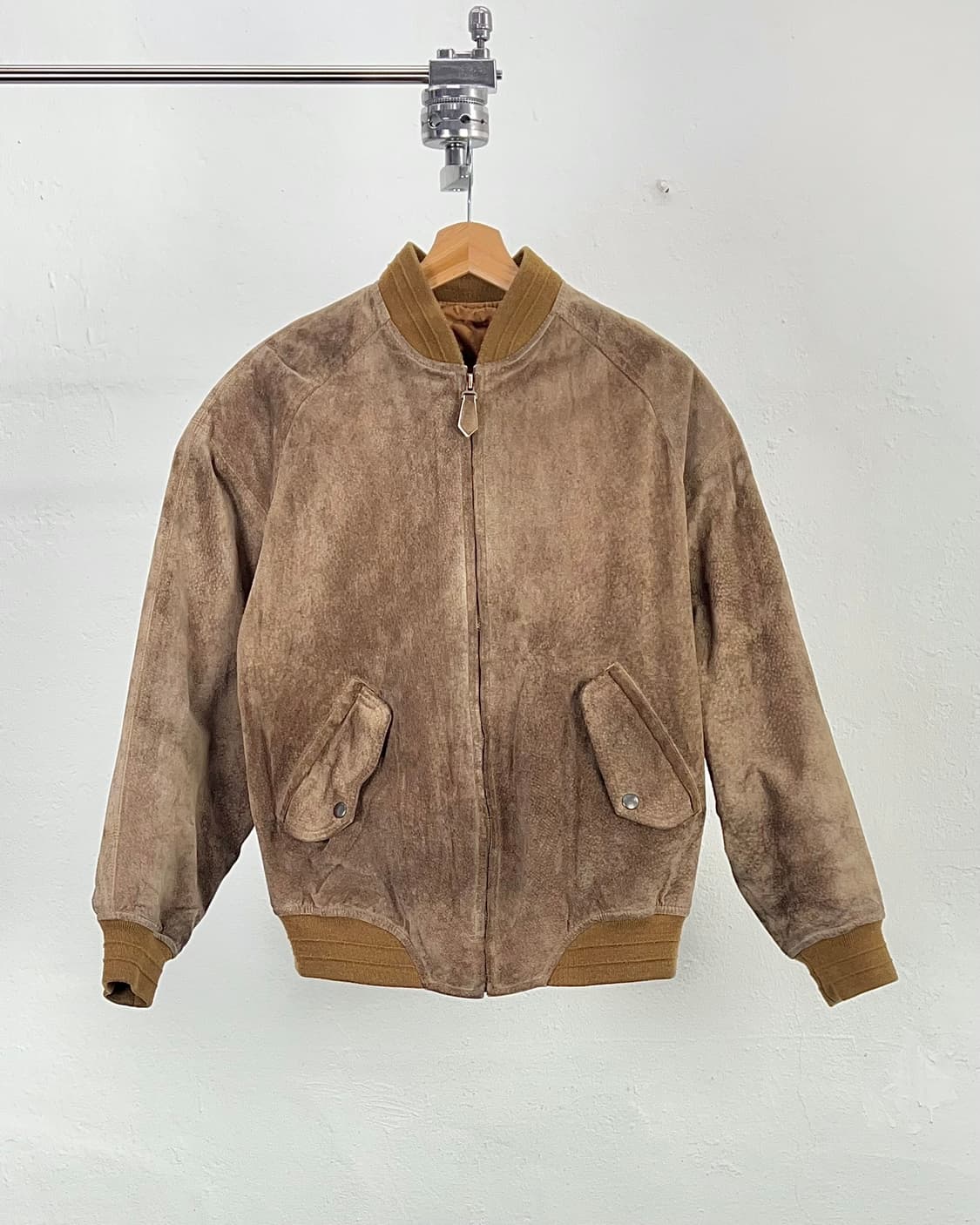 로트레아몽 맨 브라운 스테인 스웨이드 퀼팅 봄버 자켓 상품이미지1