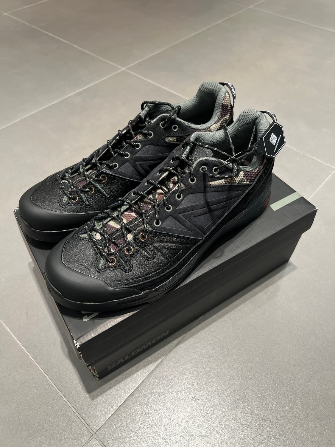 살로몬 x 칼하트 WIP x-Alp 260사이즈 팝니다. 상품이미지2