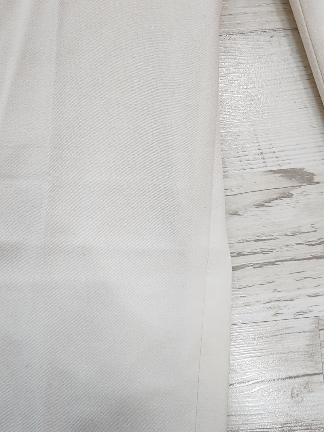 무신사 스탠다드 크림색 세미 와이드 슬랙스 팜 (32~33) 화이트 바지 상품이미지4