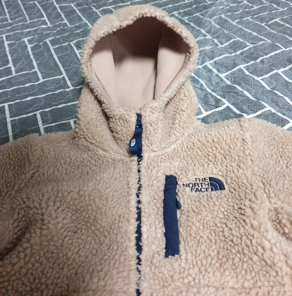 노스페이스 키즈 뽀글이 후드 짚업 자켓 베이지 (120) 상품이미지2