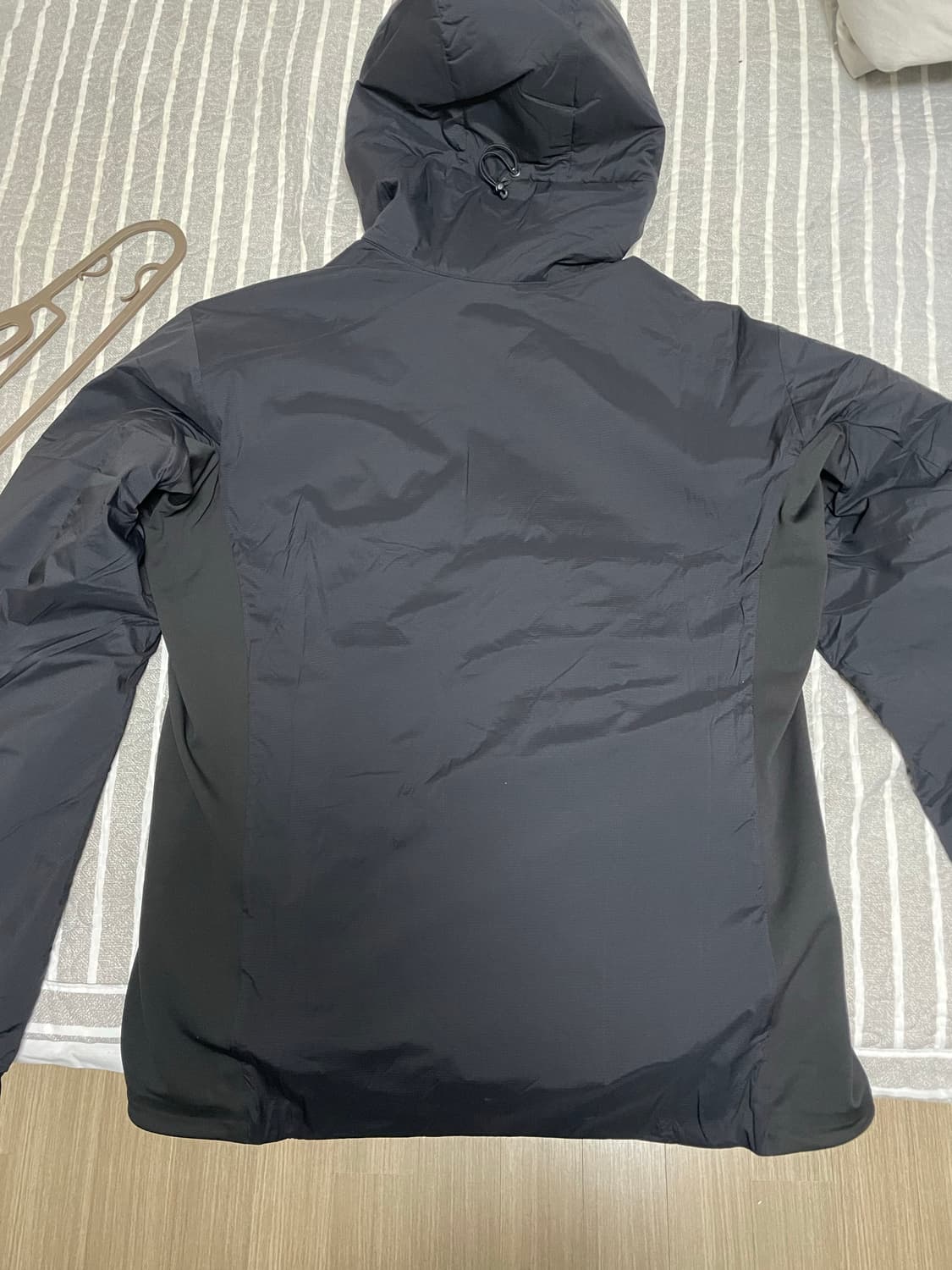 아크테릭스 lt아톰 후디 블랙 m 상품이미지2