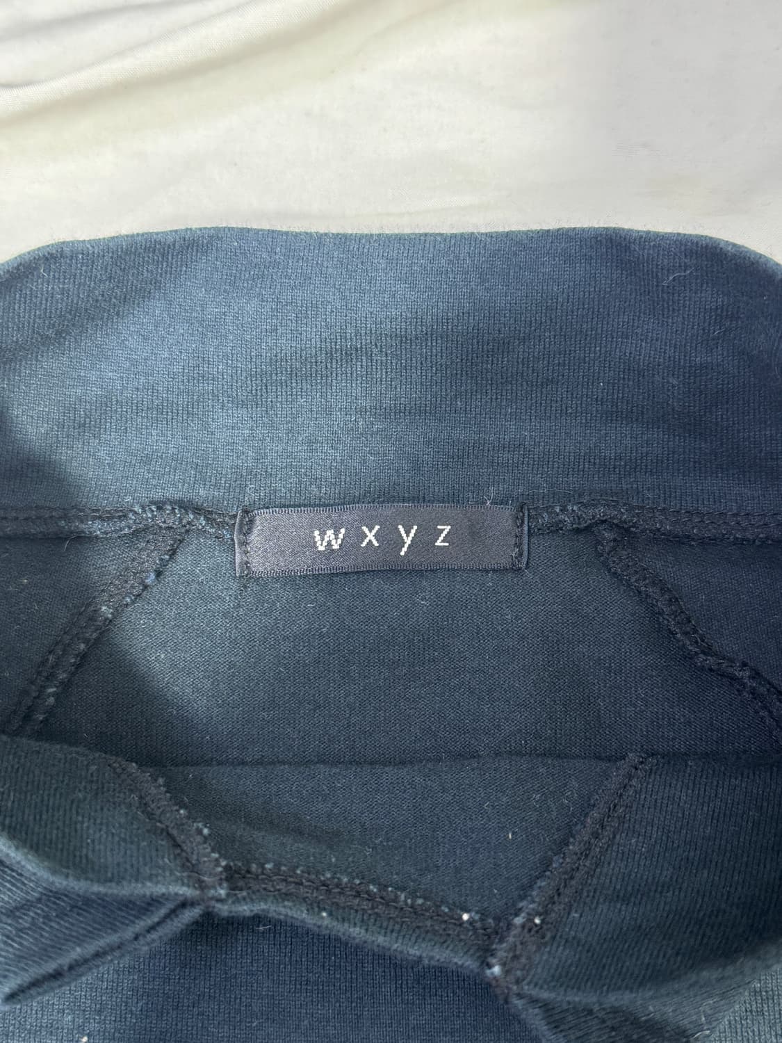 wxyz 요지야마모토 패널 디자인 모크넥 탑 상품이미지9