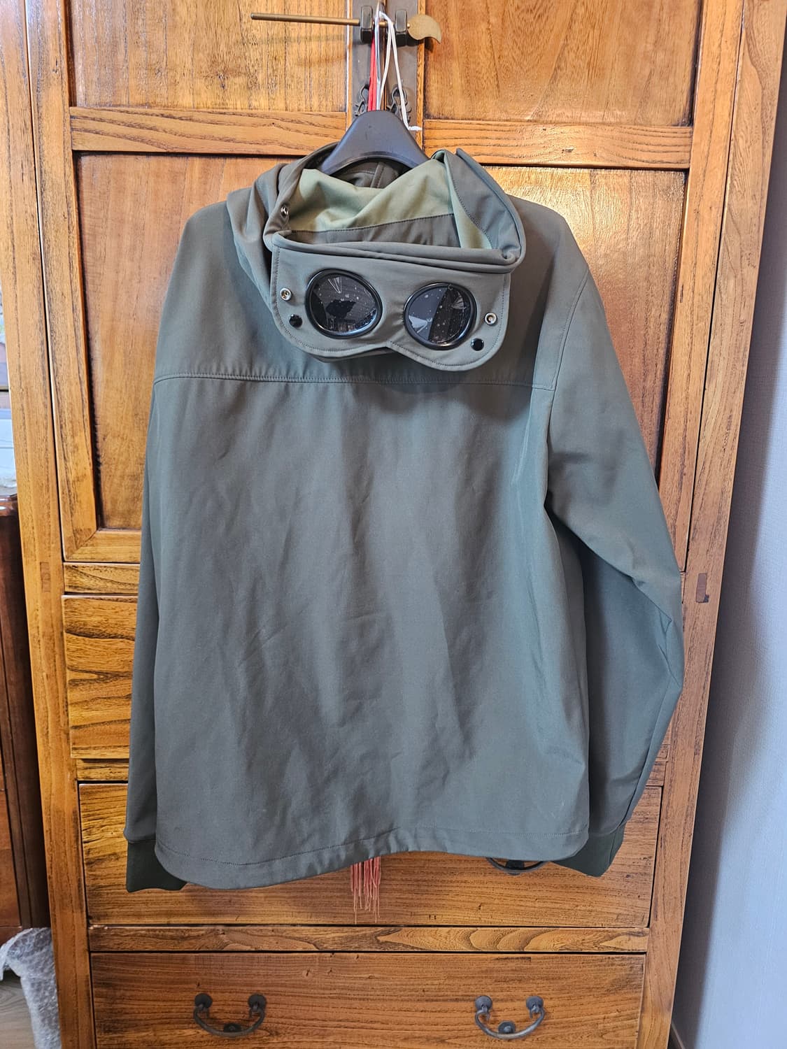 상태 정말 좋음!!프로택 cp씨피컴퍼니 프로택 바람막이 자켓 팔아요 상품이미지1