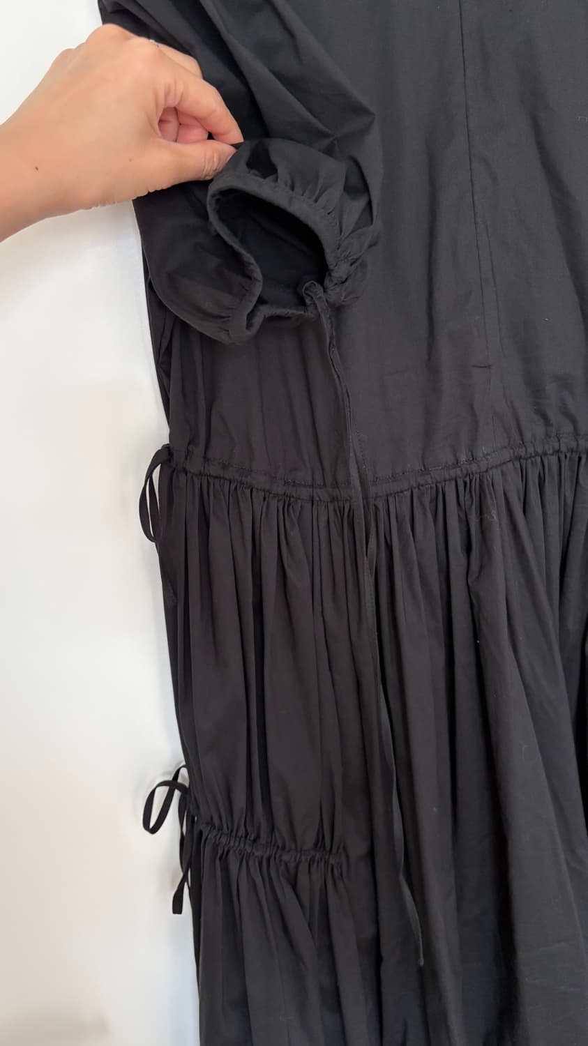 그로브 블랙 퍼프 원피스  상품이미지4
