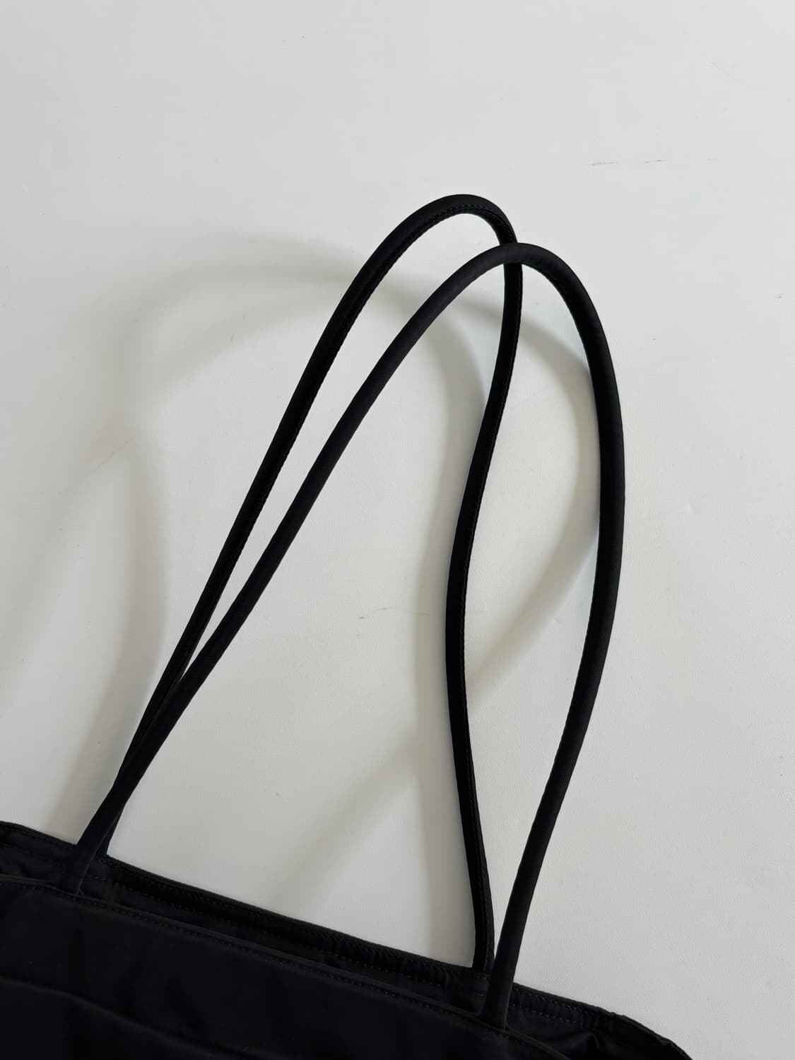 Prada 프라다 블랙 나일론 미니 토트백 상품이미지7