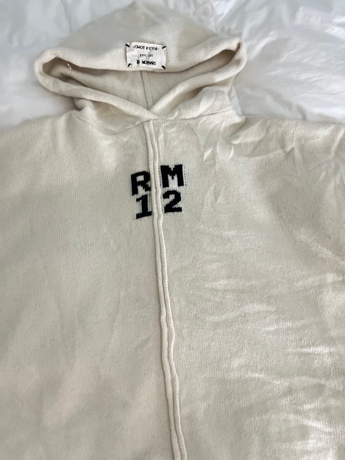 폴라로모 판초후드니트 상품이미지1