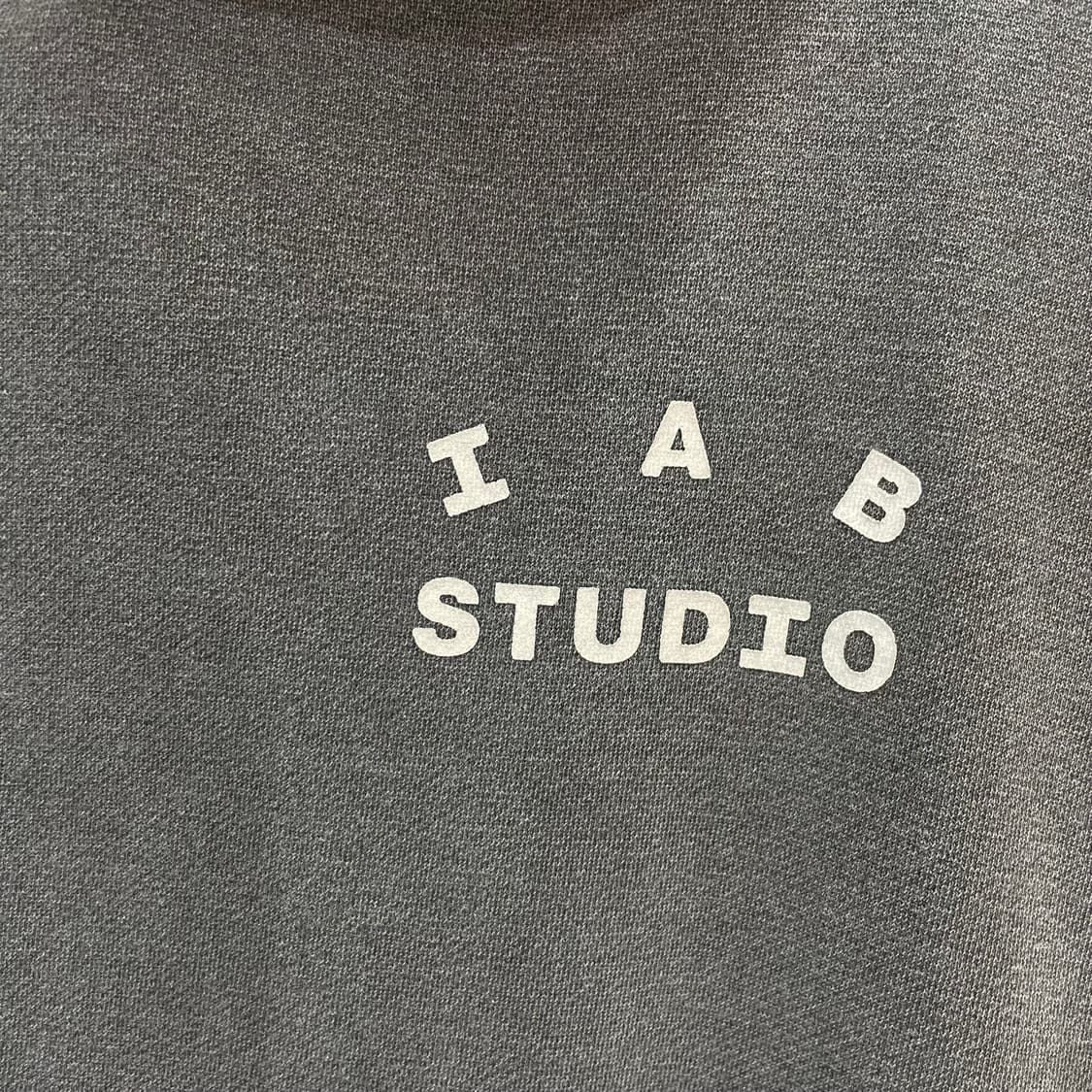 IAB Studio Logo Pullover Hoodie 상품이미지7