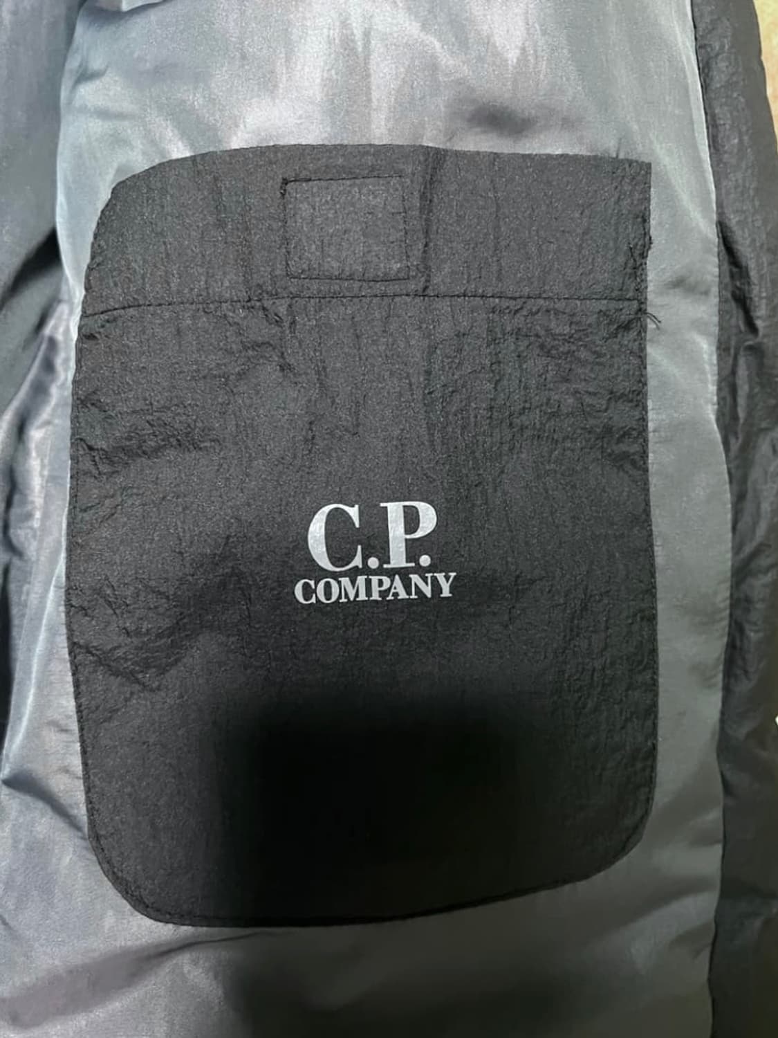 c.p. company 씨피컴퍼니 패딩 상품이미지4