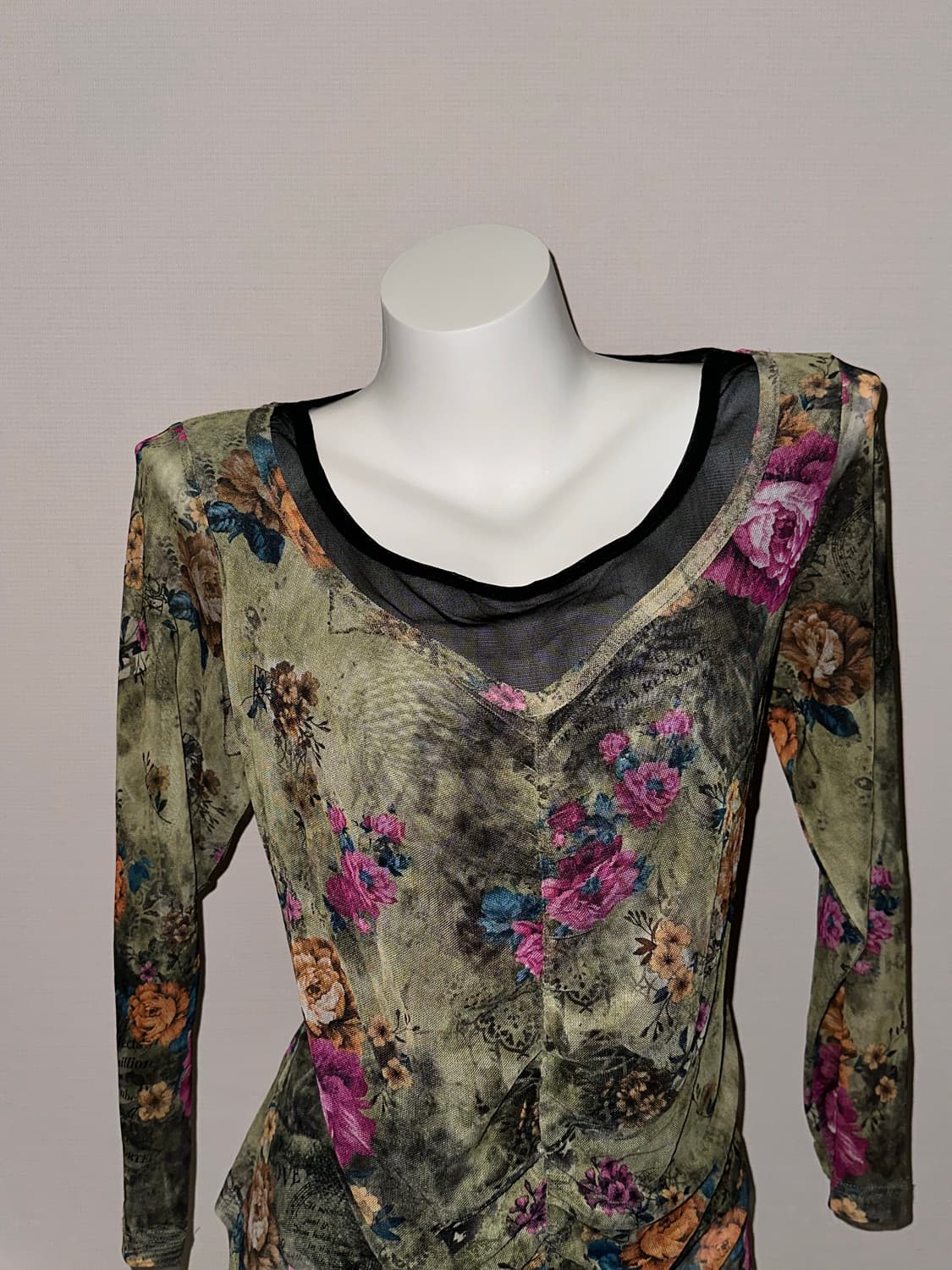 카키 플로럴 셔링 레이어드 빈티지 롱슬리브 상품이미지10