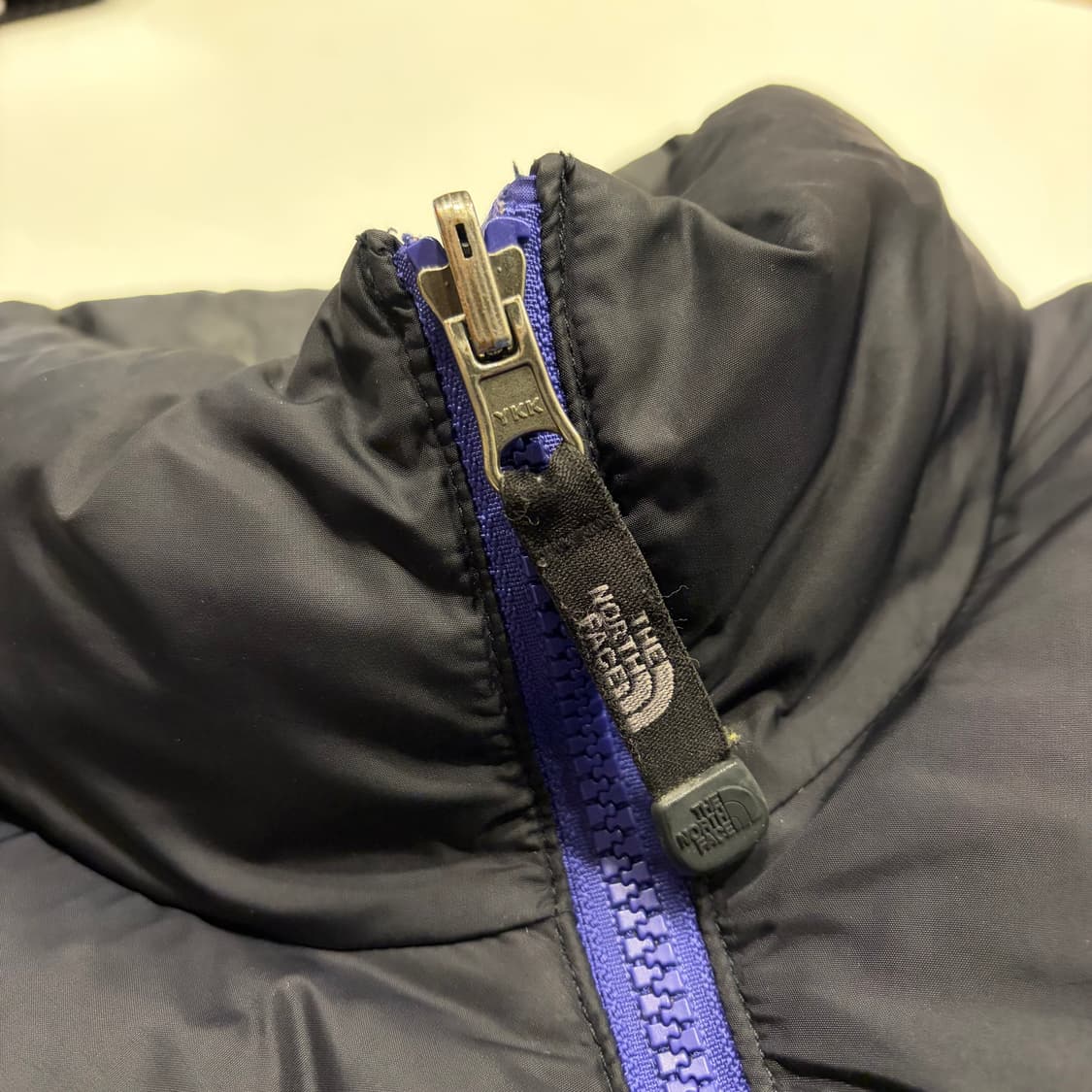 [85/XS] 노스페이스 700 다운 눕시 퍼플 패딩 자켓 C167 상품이미지4