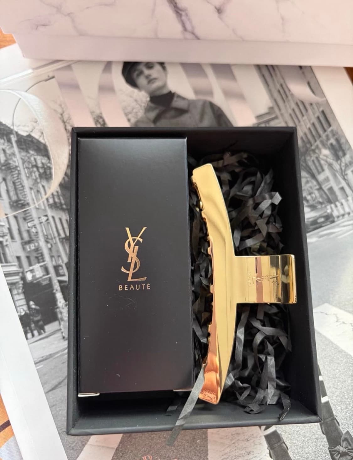 입생로랑 뷰티 헤어 클립 생로랑 집게핀 골드 기프트 상품이미지1